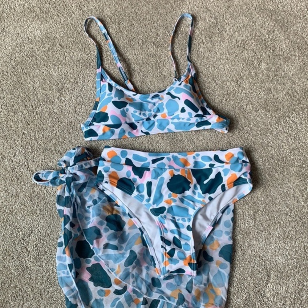 SHEIN Multicolor Bikini Set